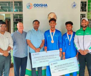 Minister felicitated athletes for bronze win at Asian U20 Championship
